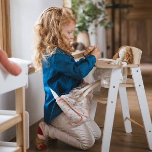 Silla de comer de muñeca